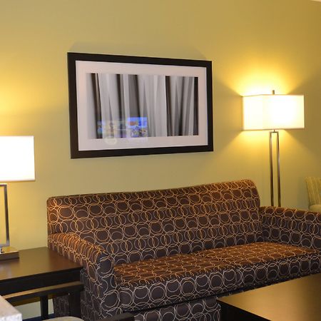 Holiday Inn Express Hotel & Suites Bloomington-Normal University Area, An Ihg Hotel Стая снимка